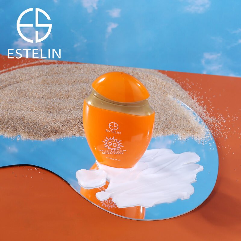 Ultra-Light & Anti-wrinkle Sunscreen SPF 90 (75g) - Image 6